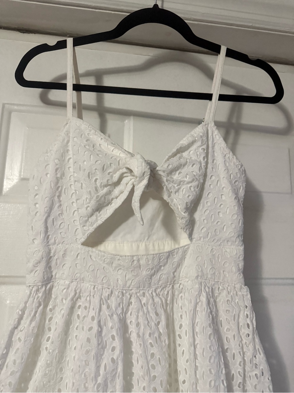 MICHAEL Michael Kors White Eyelet Tie Front Cutout Midi Dress Size 2 - Picture 7 of 10